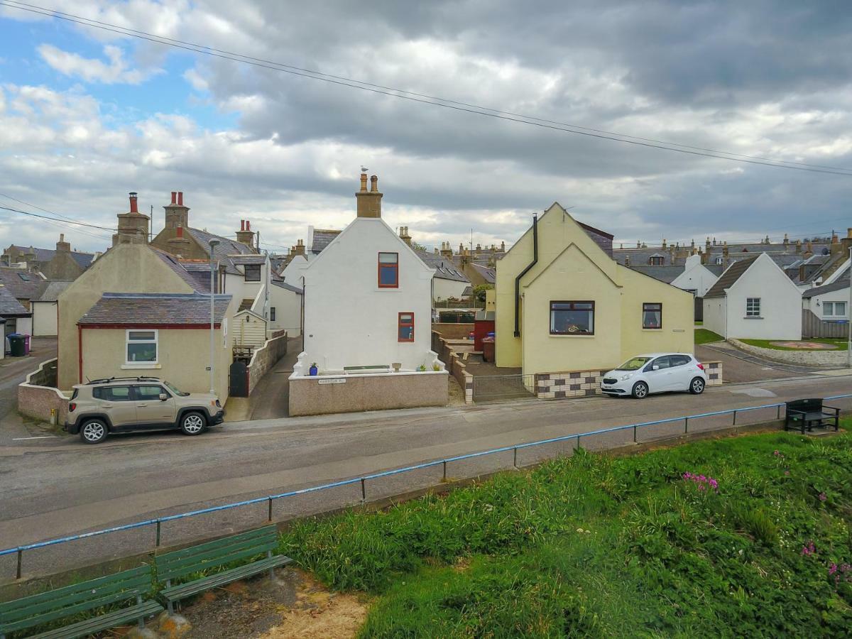 Portknockie 17 Harbour Place Overlooking Harbour Villa Exterior photo